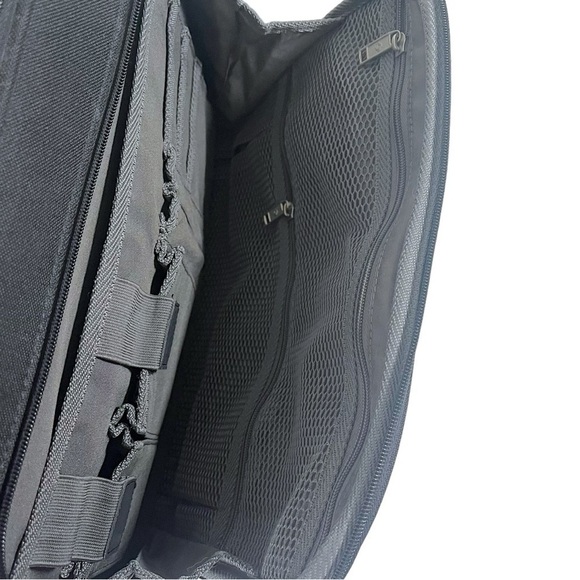 Samsonite Black Kenneth Cole Reaction Portfolio Computer Case - Picture 8 of 15